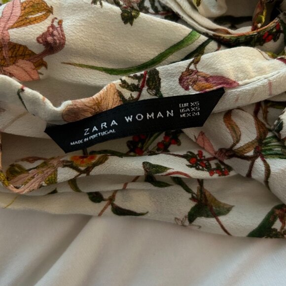 Zara Floral Garden top - Picture 4 of 4